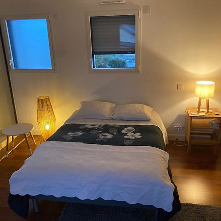Chambre Prive A Deux Pas De La Gare Montauban-de-Bretagne Exteriör bild